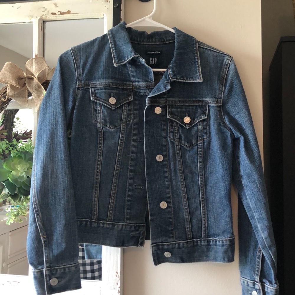 GAP- jean jacket
